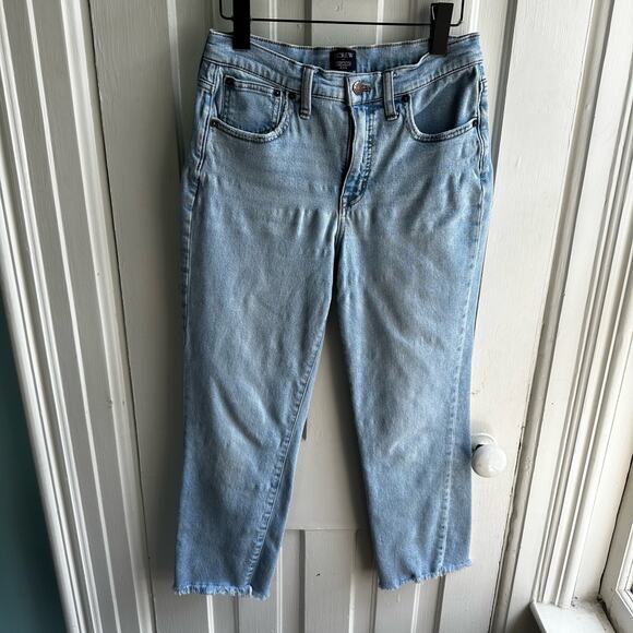 J Crew Essential Straight Jean in All-Day Stretch - Picture 2 of 10